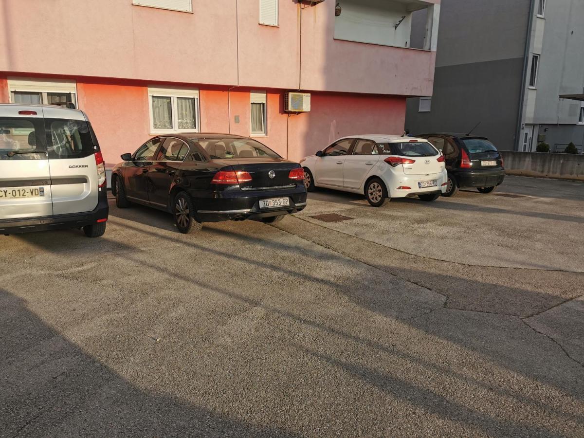 Apartman Blaslov Zadar Eksteriør billede